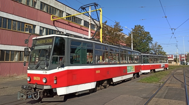 Mezi dvacítkou vyřazených vozů T6A5 odprodaných Dopravnímu podniku města Brna byly i vozy #8659 a #8724. | 18.9.2020