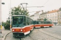 Souprava vozů T6A5 #8701+8702 vypravená na linku 21 vyčkává na uvolnění smyčky Smíchovské nádraží. | 13.10.2002
