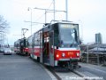 K vytažení vozu Škoda 14T ev.č.9116 na pražské koleje byla tentokráte určena souprava vozů T6A5 ev.č.8713+8714, která na místo přijela v 7:40. | 23.1.2007