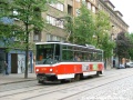 Vůz T6A5 ev.č.8731 vypravený na linku 5 stanicuje v zastávce Ortenovo náměstí | 31.5.2010