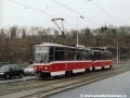 Souprava vozů T6A5 ev.č.8739+8740 vypravená na linku 14 překonává Štefánikův most. | 17.12.2003