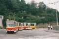 Křižovatkou Letenský tunel odbočuje na Štefánikův most vůz KT8D5 ev.č.9017 vypravený na linku X-B. | 7.9.2002