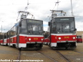 Vozy KT8D5 ev.č.9030 a ev.č.9048 se ve vozovně Hloubětín chystají na slavnostní ukončení provozu následující den... | 20.5.2013