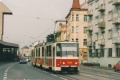 Vůz KT8D5 ev.č.9035 vypravený na linku X-B opustil Smíchovské nádraží a míří do Hlubočep. | 3.10.2002