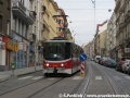 Ke Strossmayerovu náměstí klesá ulicí Milady Horákové vůz KT8D5.RN2P ev.č.9076 na lince 31. | 25.7.2012