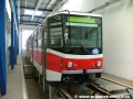 Novotou zářící vůz KT8D5.RN2P po dodání z firmy Pars Šumperk v areálu Opravny tramvají Ústředních dílen DP. | 4.4.2005