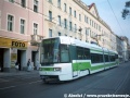 Vůz RT6N1 ev.č.9103 vypravený na cvičnou jízdu míří ke křižovatce Tylovo náměstí. | 22.8.1997