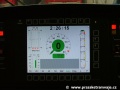 LCD displej na stanovišti řidiče vozu Škoda 14T ev.č.9111 zobrazuje všechny potřebné informace pro řidiče, navíc je možné na něj přepnout záběry s kamer. | 12.12.2005