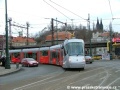 Tramvaj Škoda 14T ev.č.9111 při předváděcí jízdě pro představitele hlavního města Prahy na Výtoni. | 13.12.2005