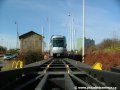 Skládání tramvaje Škoda 14T ev.č.9113 na pražské koleje na předávací koleji Zličín | 30.10.2006