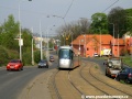 Vůz 14T ev.č.9121 vypravený na linku 9 stoupá ke Krematoriu Motol. | 24.4.2007