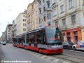 Vinohradskou ulicí se k zastávce Jiřího z Poděbrad blíží vůz Škoda 15T ev.č.9244 vypravený na linku 11. | 8.1.2012