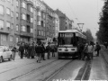 Vůz GT6N ev.č.801 odstavený na střední, traťové, koleji před smyčkou Podbaba. | 8.-11.10.1992