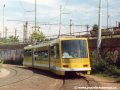 Vůz Astra ev.č.301 vypravený na vložené pořadí linky 17 opustil při jízdě k zastávce Nádraží Holešovice Trojský tramvajový most | 5.6.1999