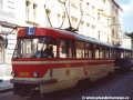 Souprava cvičného vozu T3 ev.č.5505 s vozem T3SUCS ev.č.7275 odstavená v ulici Na Zámecké | červen 2003