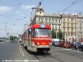 Souprava cvičných vozů T3 ev.č.5511+5509 projíždí křižovatkou Palackého náměstí do stejnojmenné zastávky na nábřeží. | 25.6.2008