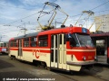 Cvičný vůz T3 ev.č.5511 manipuluje na střední koleji smyčky Levského. | 6.4.2011