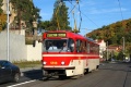 Cvičný vůz T3R.P #5516 stoupá Radlickou ulicí od zastávky Škola Radlice ke smyčce Radlická. Tento úsek tramvajové tratě v Radlické ulici je opravdovou novostavbou, tedy úsekem, kde dosud tramvajové koleje neležely. | 5.10.2008