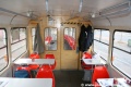 Interiér cvičného vozu T3M #5519 je rozdělen přepážkou na dvě nestejně velké části, v přední jsou umístěny laminátové sedačky pro žáky v uspořádání 2+1 a stolky na jejich výcvikové pomůcky. | 14.10.2008 | 14.10.2008