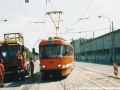 Vyzkoušet se musí také trolejové vedení nad kolejovým přejezdem u vozovny Motol. | 24.8.2003