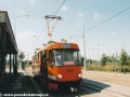 Pracovní vůz T3 ev.č.5521 během krátké přestávky ve smyčce Sídliště Řepy. | 24.8.2003