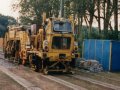 Podbíječka Plasser & Theurer 08-275 ZW při rekonstrukci tratě na Brusnici i s laserovým naváděcím zařízením | 3.7.1997