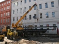 Ukládání kolejového pole na železobetonových pražcích v prostoru u křižovatky Moráň | 4.9.2010]